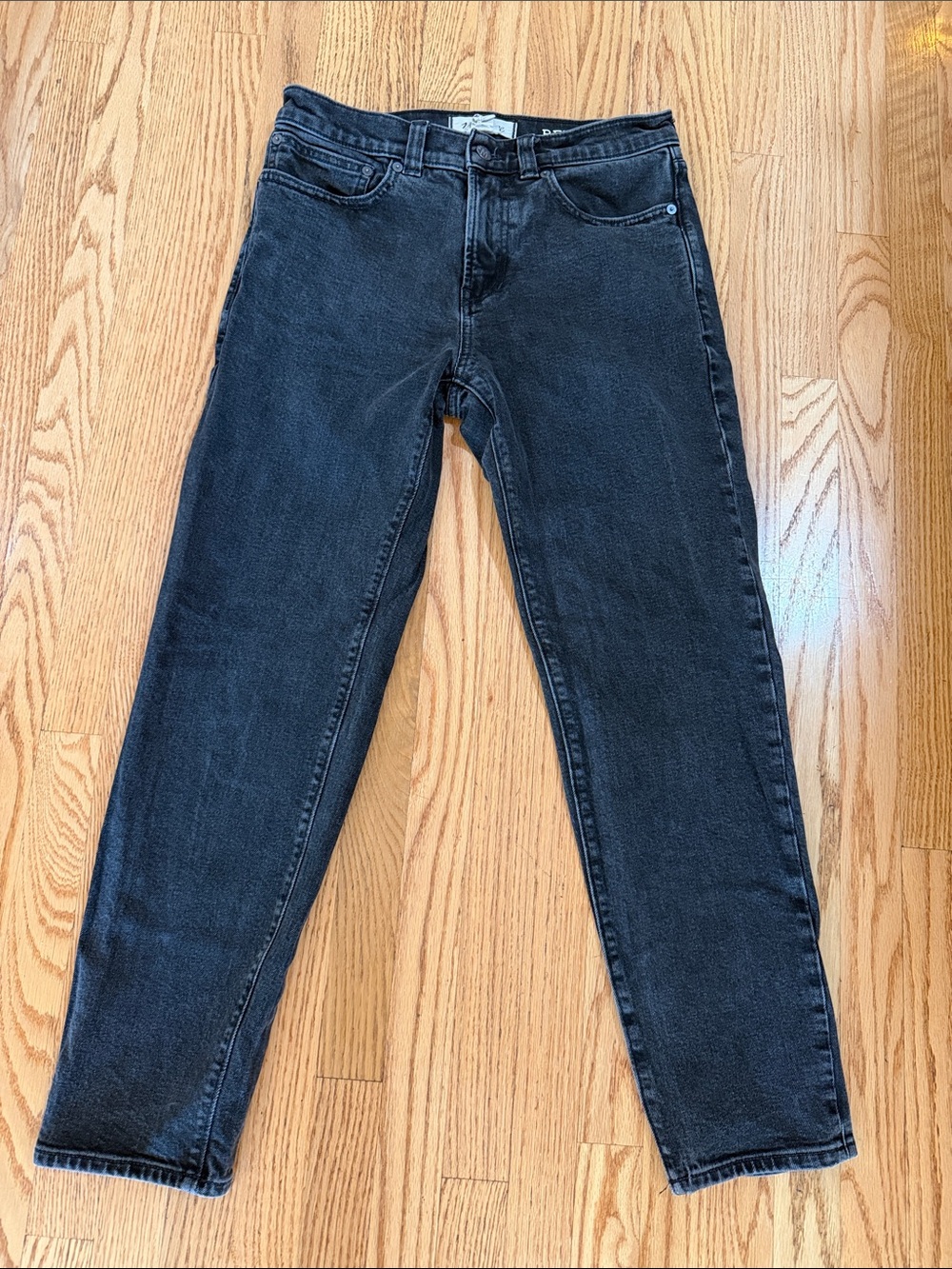 W28 L30 Madewell Black Relaxed Taper Jean